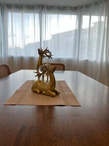 Roof Top 4BR Top Private Floor, china town, center