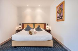 Double or Twin Room room in Majestic Palace