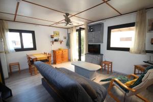 Belle villa de vacances, residence TAMARIS, wifi, 2 chambres climatisees, 4 couchages Acces payant pour les Piscines PORTIRAGNES PLAGE LRTAMA45