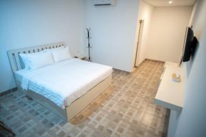 Elephant Inn and Suite by Sajiwa