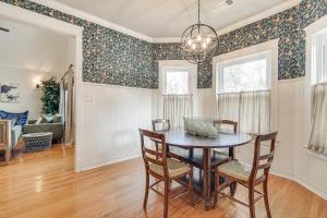 Brenham Rental with Deck and Yard Less Than 1 Mi to Downtown!