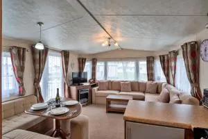 Finest Retreats - Phoenix Retreat - Ruan Minor