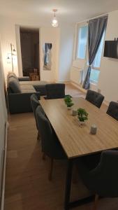 SPA central charmant duplex cosy 90m2 à 300m rue piétonne et 500 m du port