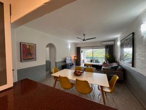 Santorini - Kallisti 25, Ballito Family only