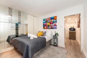 Chic Studio Apartment, Bus 18 to Euston in 30 min.