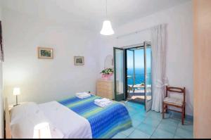 Casa Lincanto in Amalfi Coast con terrazza vista mare