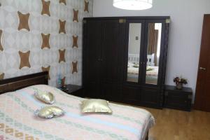 Tsiklauri Luxurious Apartment in the City Centre