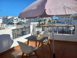 A room with a Sun view