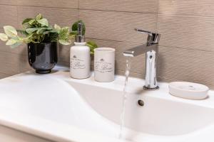 Central Elegant - Anastasia apartment - By OpenHouse