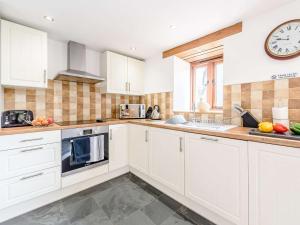 2 Bed in Bude 43239