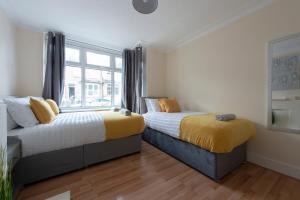 4 Bed house in Dartford 8 separate beds