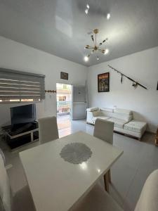 ALTAVITA apart completo a 100 m del mar