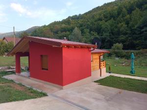 Milica 2 Mezdrejska 87 A