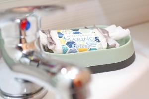 Apartments with parking space Vir - 22134