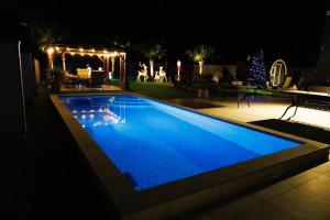 itotoi別邸-サウナ&プール&広々ドッグラン付きペットと泊まれる極上ヴィラ