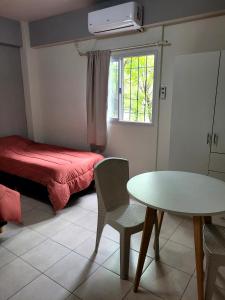 Mono ambiente en el centro 2