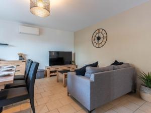 Maisons de vacances Maison Moderne 3* avec Jardin et Clim a Biscarrosse Bourg - Pres des Pistes Cyclables et Plages - FR-1-319-533 : photos des chambres