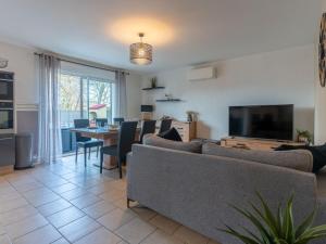 Maisons de vacances Maison Moderne 3* avec Jardin et Clim a Biscarrosse Bourg - Pres des Pistes Cyclables et Plages - FR-1-319-533 : photos des chambres