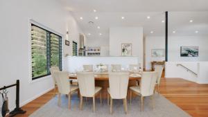 Space and Serenity at Pretty Beach by HolidayCo