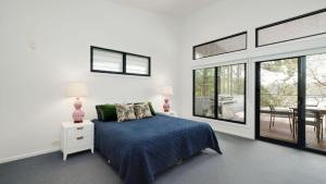 Space and Serenity at Pretty Beach by HolidayCo