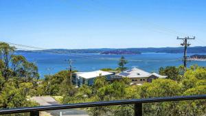 Gone Coastal by HolidayCo