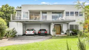 Binalong House by HolidayCo