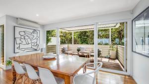 Binalong House by HolidayCo