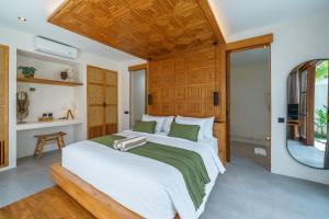 KClub Greenfields - Contemporary 3BR Townhouse in Berawa