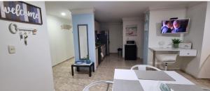 Apartamento con piscina cerca al mar Amoblado Rodadero Sur