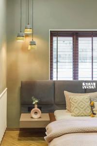 StayVistas House Of J - Embrace Leisure with Lawn, Pool, and Gazebo