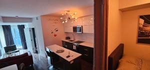 2 bedroom Condo in the heart of the city Montreal
