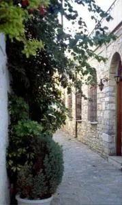 Kallirroi Studios - Pythagorion