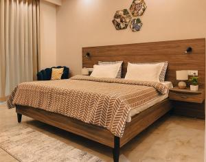 Flock Hotel I Golf Course Road Near Dlf Phase 1 Metro station I Gurugram