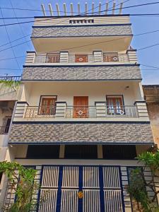 VJ VILLA HOME STAY PURPLE ROOM