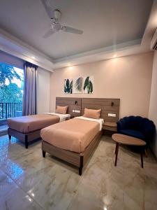 Flock Hotel I Golf Course Road Near Dlf Phase 1 Metro station I Gurugram