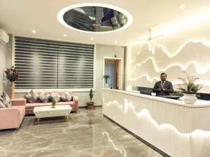 Shivhari Hotel & Resort - Dabra