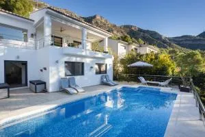 Mountain View Villa - La Drova