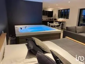 Au delà des Remparts - 蒙特勒伊