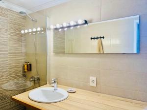 Canaryislandshost l Amapola