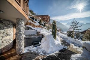 Chalet Omaroo Morzine - by EMERALD STAY