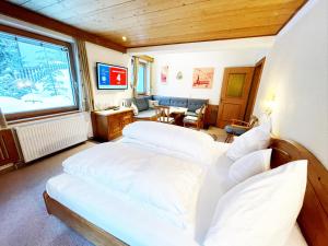 Suite room in Alkira