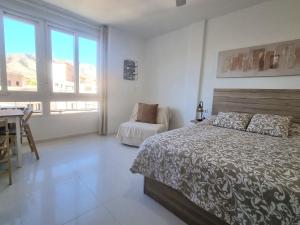 Precioso Estudio, Centro