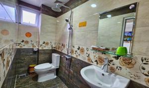 Phòng Loại Sang Giường Đôi (Deluxe Double Room)