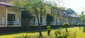 River Park International Resort - Sauraha