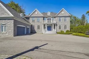 Villa Laval Bord de l'eau - 布兰维尔