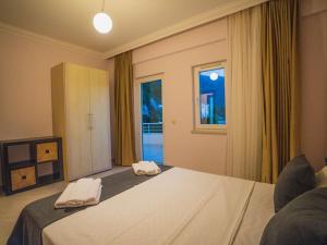 Fethiye Ölüdenizde Geniş Bahçe Özel Havuzlu Villa Royal 11