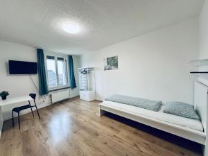 Monteurzimmer - Workers accommodation - ZIMMERzuVERMIETEN in Lengnau BE