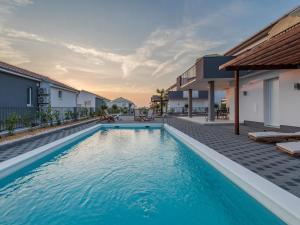 Comfort villa with swimming pool and terrace