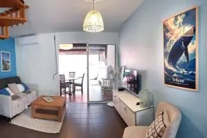 COTTAGE BLUE - Villa 4 personnes - 2 chambres - accès direct à la plage et à l'esplanade de Boucan Canot avec ses bars et restaurants - 布康卡努