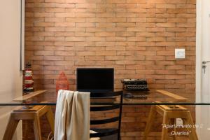 2 Apartamentos Individuais de 2 Quartos na Urca com Vista para Baia de Guanabara a 700m Pão de Açúcar com Cozinha Completa e Wi-Fi - Bares, Restaurantes e Comércio Local a poucos metros